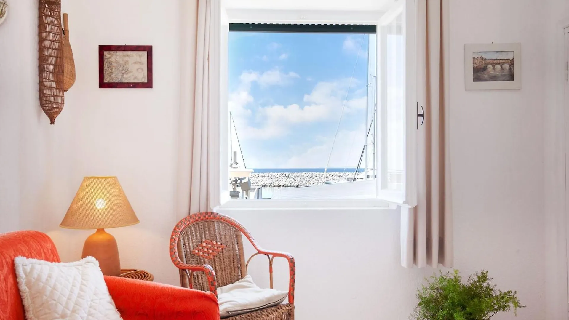 Elegant Apartment In San Vincenzo With A Sea View Italy